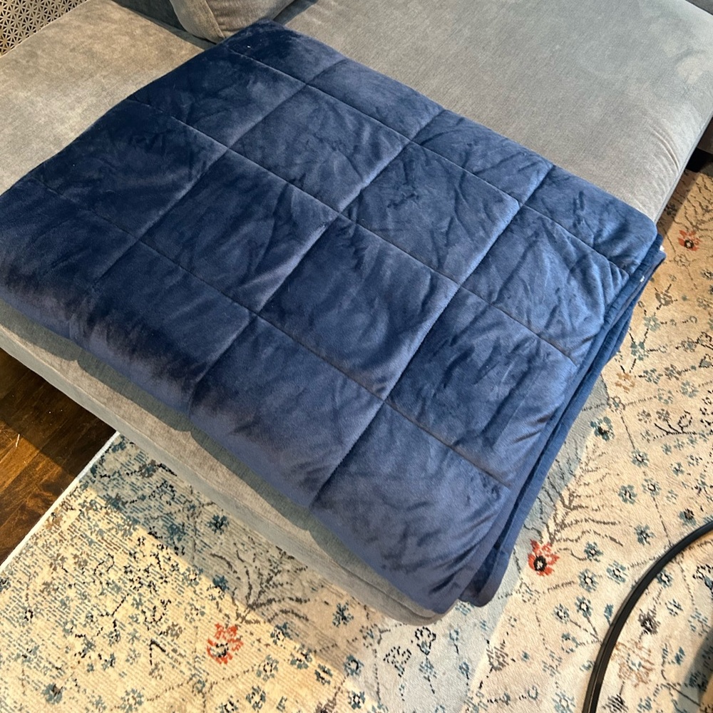 WEIGHTED BLANKET